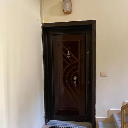 Stavri's Saranda